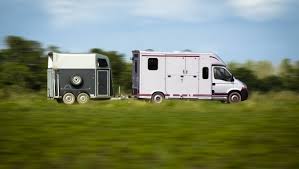 HORSE TRANSPORT 33