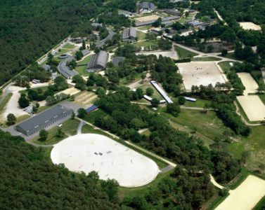 Vue aérienne du cadre noir de saumur